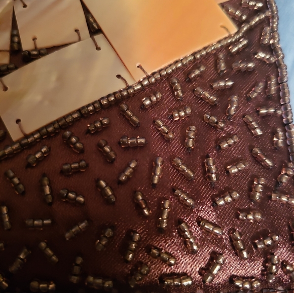 MAD BAGS MOTHER OF PEARL BEADED PURSE - Picture 3 of 8